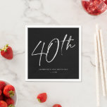 Moderne Chic Script Fortieth 40th Birthday Party Servet<br><div class="desc">Deze moderne 40e verjaardagsartikelen hebben een zwarte achtergrond met een wit script en moderne typografie. Het manuscript zegt "40th". Alle kleuren (zelfs het jaarmanuscript) zijn volledig en gemakkelijk aanpasbaar. U kunt zelfs een foto aan de achtergrond toevoegen.. Gebruik gewoon "ontwerpgereedschap" in het vervolgkeuzemenu voor persoonlijke voorkeur.</div>