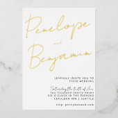 Moderne Chic Script Handgeschreven Goud Witte Trou Folie Uitnodiging (Voorkant)