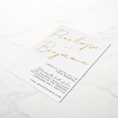 Moderne Chic Script Handgeschreven Goud Witte Trou Folie Uitnodiging (Gedraaid)