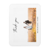 Moderne chic script handgeschreven trouwfoto magne magneet (Verticaal)