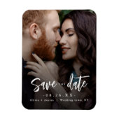 Moderne Chic Script Minimalistische Save The Date Magneet (Verticaal)