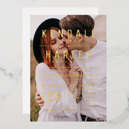 Moderne Chic Simple Typography Photo Wedding Folie Uitnodiging
