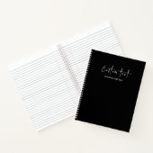 Moderne Chic Zwarte Aangepaste Naam Script Spiraal Notitieboek (Binnen)