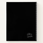 Moderne Chic Zwarte Aangepaste Naam Script Spiraal Notitieboek (Achterkant)
