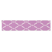 Moderne chique gestructureerde paarse ikat chevron korte tafelloper (Horizontaal)