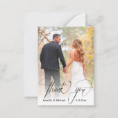 Moderne chique kalligrafie Dank u 2 foto's bruilof Notitiekaartje (Voorkant)