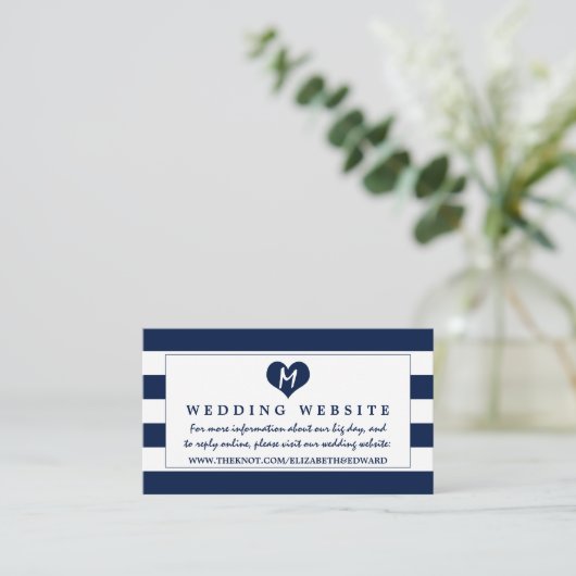 Moderne chique marine blauw en wit bruiloft websit informatiekaartje (Staand voorkant)