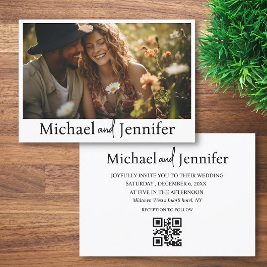 Moderne chique typografie QR code trouwfoto Kaart