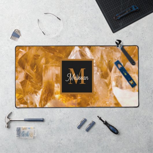 Moderne Citrien Geboortesteen Monogram Bureaumat (Werkstation)