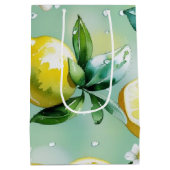 Moderne citroenblauwe bloemenscript bruidsdouche medium cadeauzakje (Achterkant)