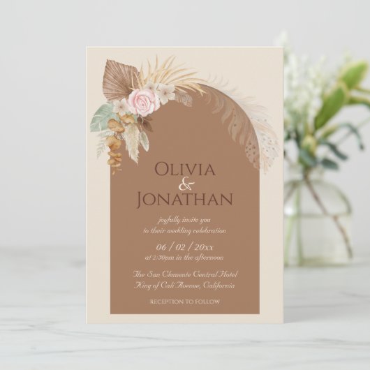 Moderne Classy Boho Rustiek Beige Bruin Bruiloft Kaart (Staand voorkant)