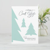 Moderne Cool Yule Script Light Green Trees Feestdagenkaart (Staand voorkant)