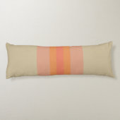 Moderne Coral Beige Striped Pattern Lichaamskussen (Achterkant)