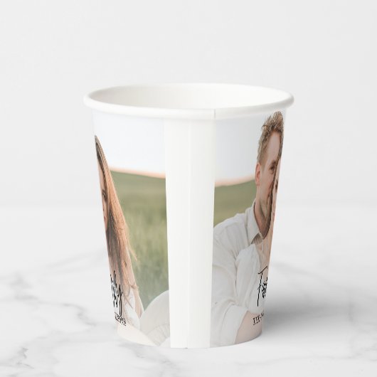 Moderne coule collage foto's en lieftalige gezinsp papieren bekers (Rechts)