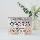 Moderne Custom Photo Overlay Bruiloft Sla de datum Aankondigingskaart (Staand voorkant)