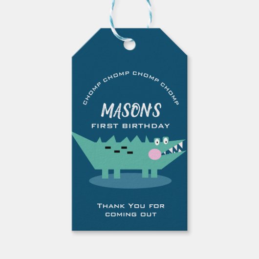 Moderne Cute Chomping Alligator Safari Verjaardag Cadeaulabel (Voorkant)