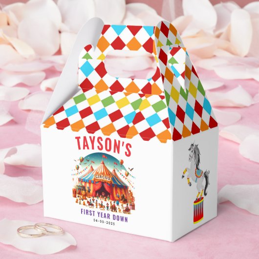 Moderne Cute Circus Kermis 1e Verjaardag Bedankdoosjes (Huwelijk)