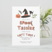 Moderne Cute Spooktacular Halloween Birthday Kaart (Staand voorkant)