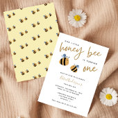 Moderne Cute Yellow Bumblebee First Birthday Kaart
