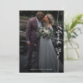 Moderne Dankjewel Script Eenvoudige Trouwfoto Bedankkaart (Staand voorkant)