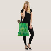 Moderne diamantafdruk uit de middeneeuw, geelgroen tote bag (Op model)