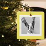 Moderne Dog Photo Yellow Simple Lovely Gift Keramisch Ornament<br><div class="desc">Moderne Dog Photo Yellow Simple Lovely Gift</div>