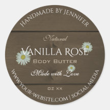 Moderne, donkerbruine-houtachtige etiketten op dag