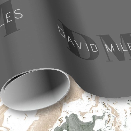 Moderne donkergrijze & zwarte bewerkbare naam & mo cadeaupapier