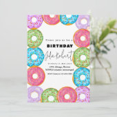 moderne donuts bakken kleurrijke crème VERJAARDAG Kaart (Staand voorkant)