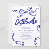 Moderne Doodle Blauwe Strik Afstudeerfeest Kaart (Voorkant)
