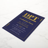Moderne DPT Doctor of Physical Therapy Afstuderen Folie Uitnodiging (Gedraaid)