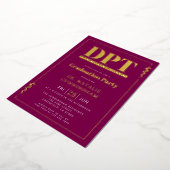 Moderne DPT Doctor of Physical Therapy Afstuderen Folie Uitnodiging (Gedraaid)