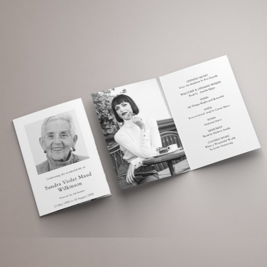 Moderne drie foto begrafenis volgorde van service