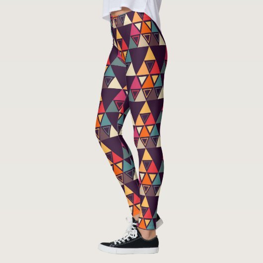 Moderne driehoekskantelen leggings (Links)