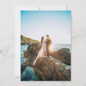 Moderne Dusty Blue Elegant Eenvoudige Trouwfoto Kaart (Achterkant)