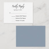 Moderne e-legant Script Dusty Blue White RSVP-kaar Informatiekaartje (Voorkant / Achterkant)