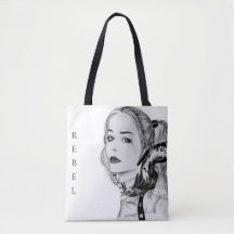 Moderne Edgy Punk Meisje & Raven Rebellentas