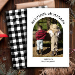 Moderne één foto minimalistische eenvoudige boog k feestdagenkaart<br><div class="desc">Introductie van onze Modern One Photo Minimalist Simple Arch Christmas Holiday Kaart, een eigentijdse kijk op de klassieke zwart-witte kerstkaart met een vleugje Buffalo zwart geruite tartan. Deze familie kerstkaart is de perfecte keuze voor het vastleggen van de geest van het seizoen met een enkele gekoesterde foto. Ontworpen met moderne...</div>