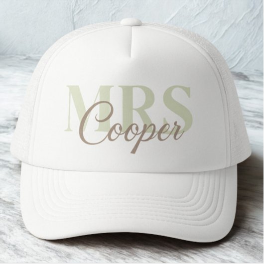 Moderne Eenvoudige Aangepaste Bruid Naam | Licht C Trucker Pet