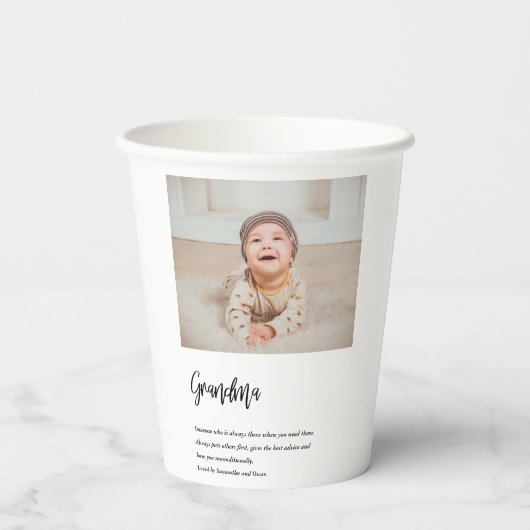 Moderne, eenvoudige beste grootmoeder ooit papieren bekers (Achterkant)