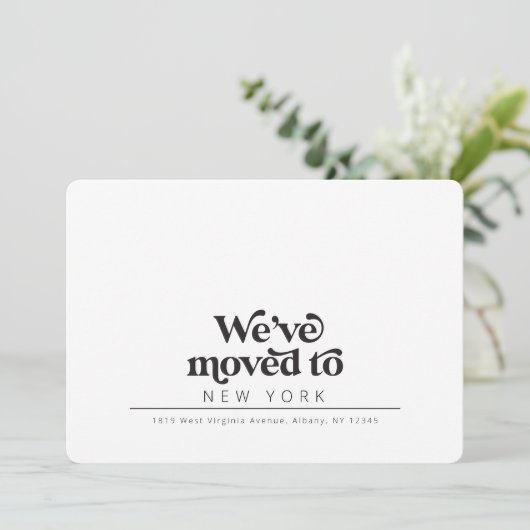 Moderne, eenvoudige, bewegende aankondiging (Staand voorkant)