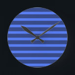 Moderne Eenvoudige blauwe Marine Twee Tone Stripe  Ronde Klok<br><div class="desc">Moderne Eenvoudige blauwe Marine Twee Tone Stripe naam</div>