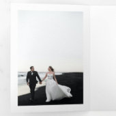 Moderne Eenvoudige Bruiloft RSVP Details QR Code F Drieluik Uitnodiging (Binnenzijde eerst)