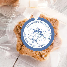 Moderne Eenvoudige Camping Weekend Bachelorette Pa Ronde Sticker