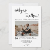 Moderne eenvoudige casual zwart wit foto bruiloft kaart (Voorkant)