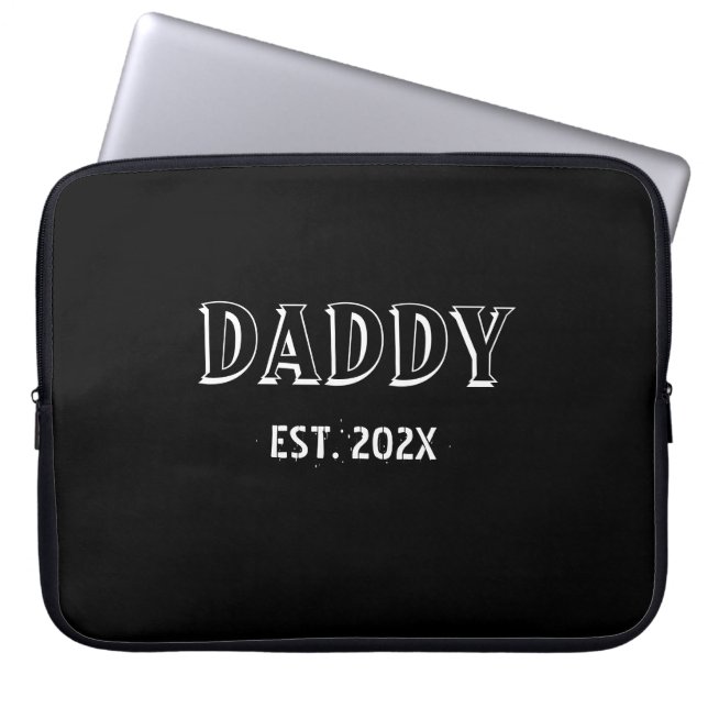 Moderne Eenvoudige Daddy Est Jaar Bold Typography  Laptop Sleeve (Voorkant)