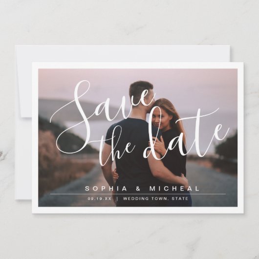 Moderne eenvoudige elegante script foto save the d date (Voorkant)