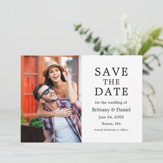 Moderne, eenvoudige enkelvoudige foto met een mini save the date (Staand voorkant)