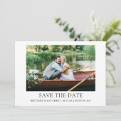 Moderne, eenvoudige enkelvoudige foto met een mini save the date (Staand voorkant)