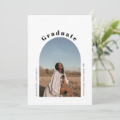 Moderne eenvoudige foto-inkeping Afstuderen uitnod Kaart (Staand voorkant)